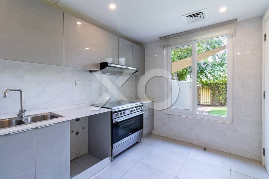 5 DHEL5250_HDR. jpg