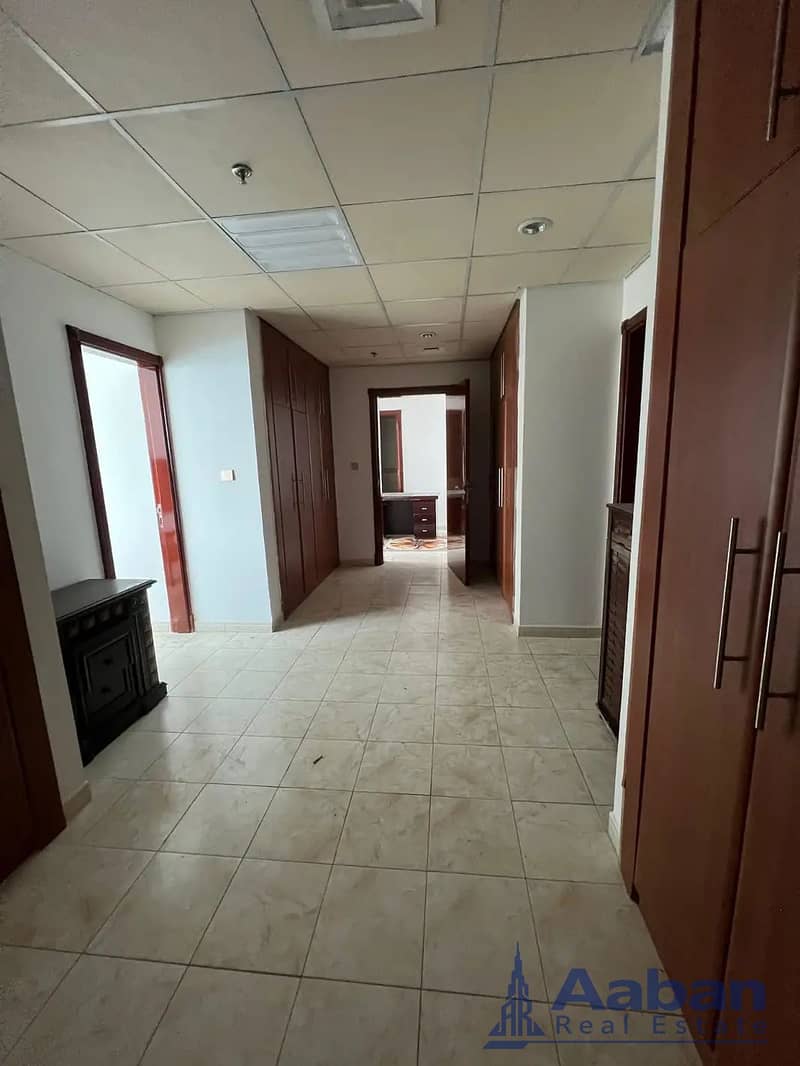 19 852369371-1066x800. webp