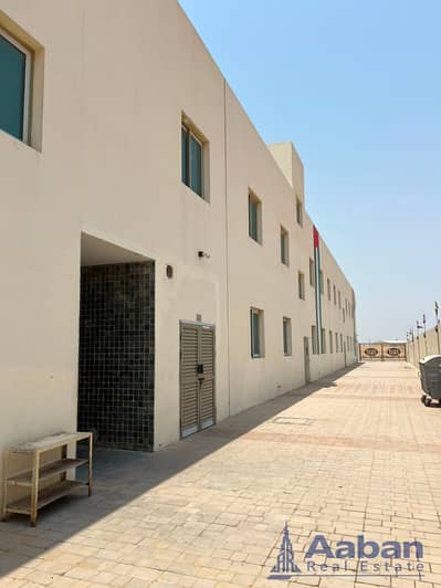 Labour Camp de à à louer à Al Sajaa Industrial, Sharjah - WhatsApp Image 2026-08-18 at 12.49. 05 PM (1). jpeg Labour Camp de à à louer à Al Sajaa Industrial, Sharjah - WhatsApp Image 2026-08-18 at 12.49. 05 PM (1). jpeg