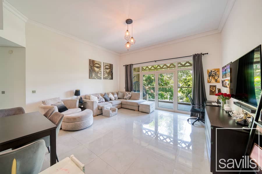 Upgraded | Type D | High Ceilings | Close to Mall Upgraded | Type D | High Ceilings | Close to Mall