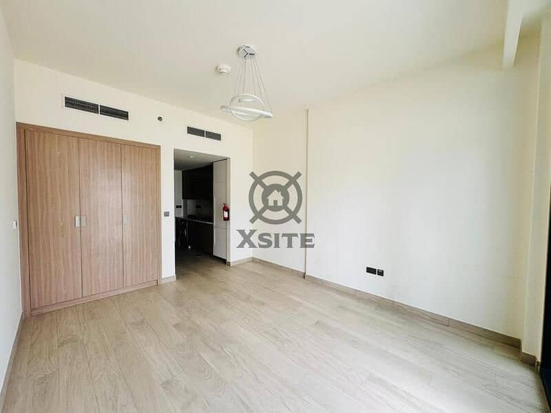 5 53de41ca-9a33-43d1-a7b8-0626cc115ce8. jpg