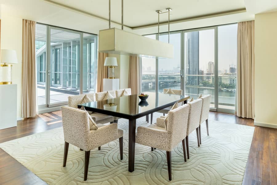 10 Dining Area. JPG