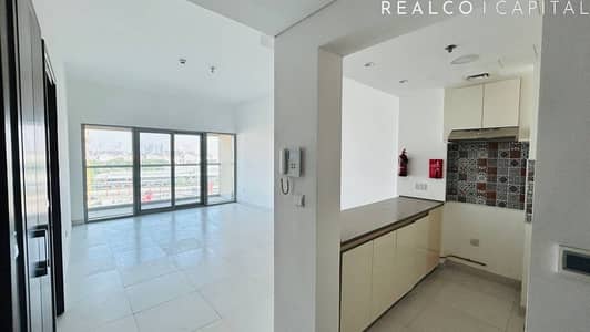 1 Bedroom Flat for Rent in Motor City, Dubai - Spacious One Bedroom Road view vacant