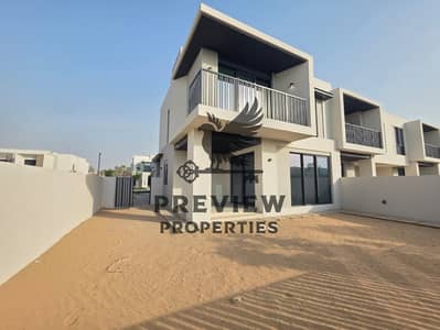 4 Bedroom Townhouse for Rent in Jebel Ali Village, Dubai - Corner Huge Plot | 4BR + Maid | Wide Outdoor | Prime Location