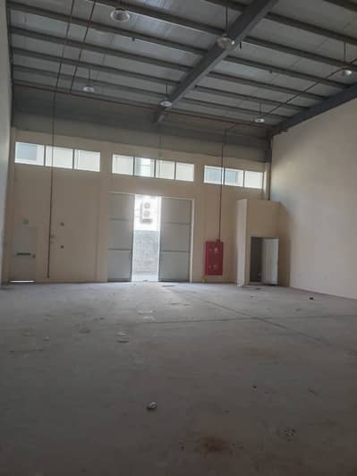 Warehouse te Huur in Umm Al Thuoob, Umm Al Quwain - WhatsApp Image 2026-08-30 at 3.55. 11 PM (1). jpeg