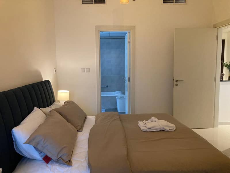 6 411 Bedroom. jpg