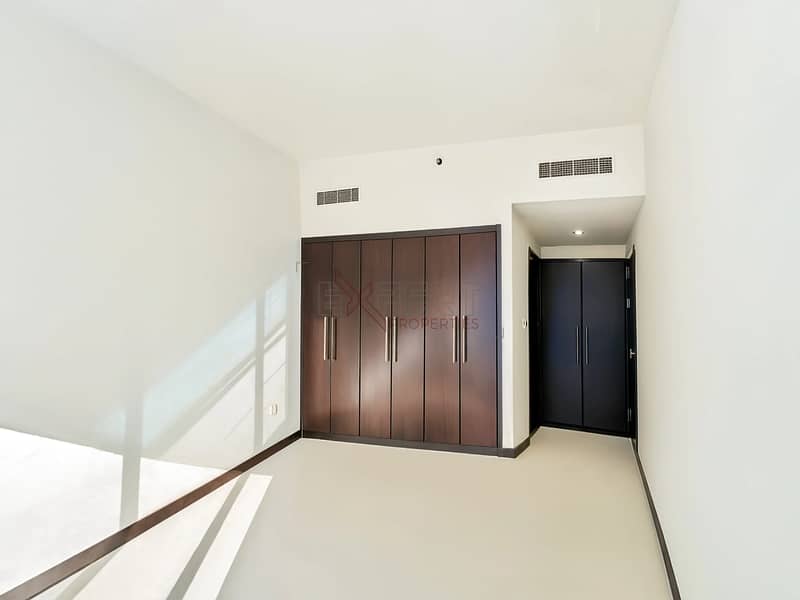 9 Image 9