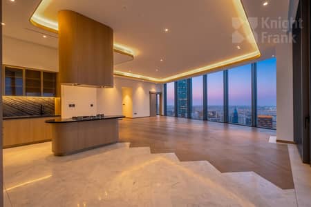 4 Bedroom Penthouse for Sale in Business Bay, Dubai - Luxury 4BR Penthouse | High Floor | Canal View