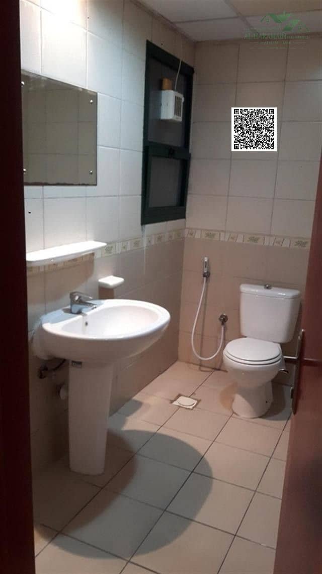 7 80062405_SP_photo. jpg