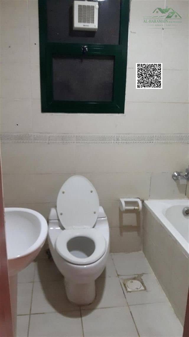 8 80062410_SP_photo. jpg