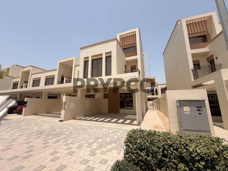 4 WhatsApp Image 2026-08-21 at 12.36. 22 (1). jpeg