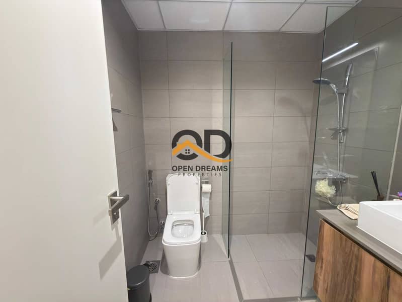 8 13233. jpg