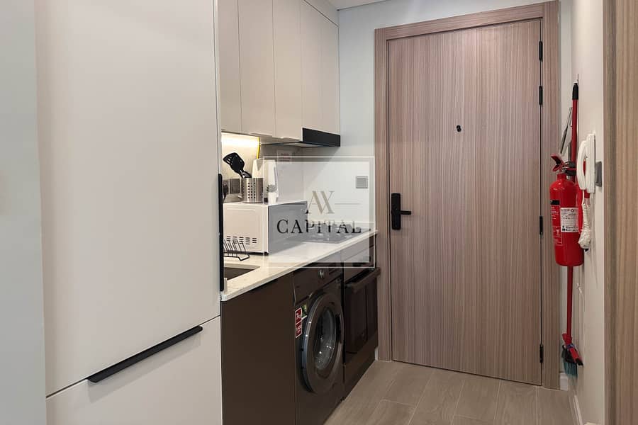 Vacant from September | Luxurious | Near Metro Vacant from September | Luxurious | Near Metro