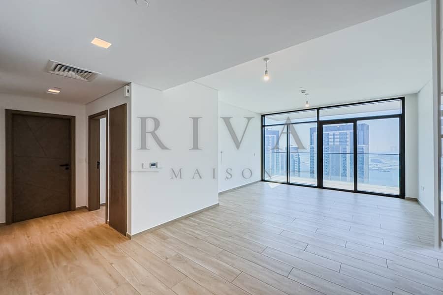 2 RivaMaison_Creek_03. jpg