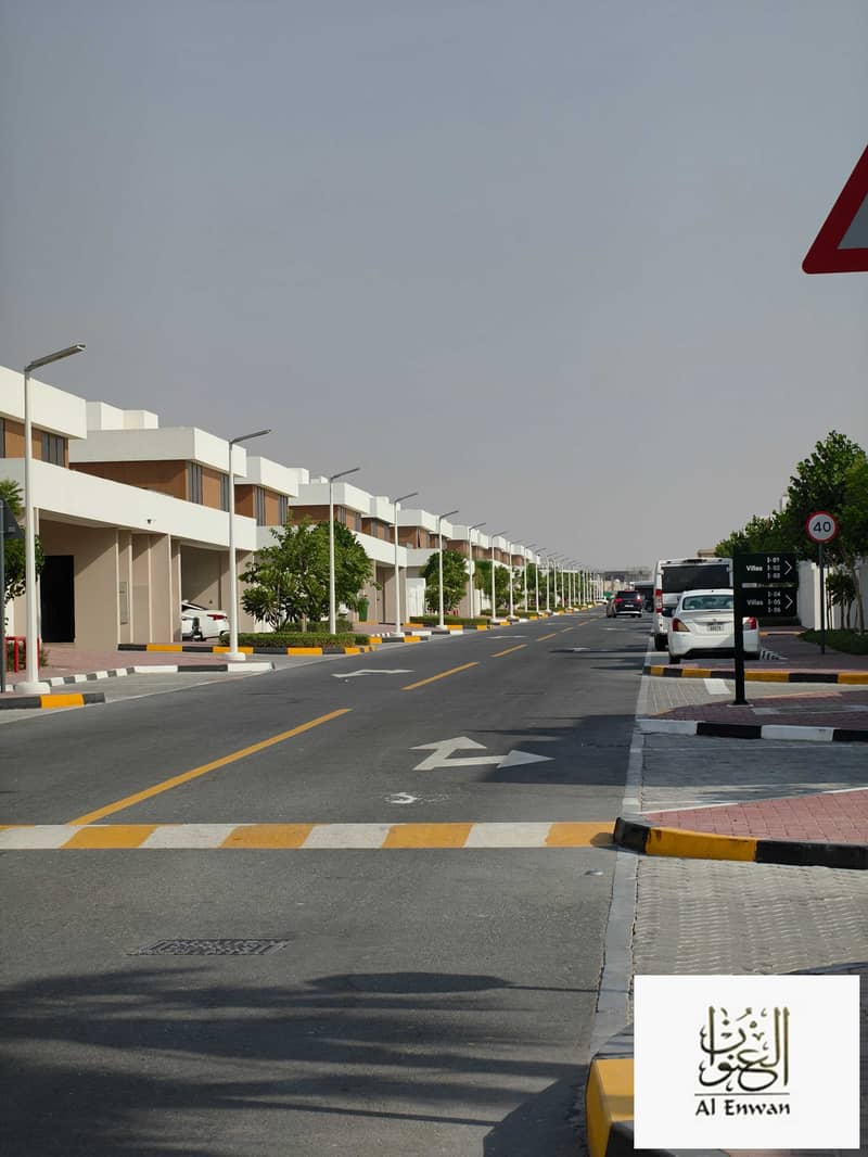 11 54990. jpg