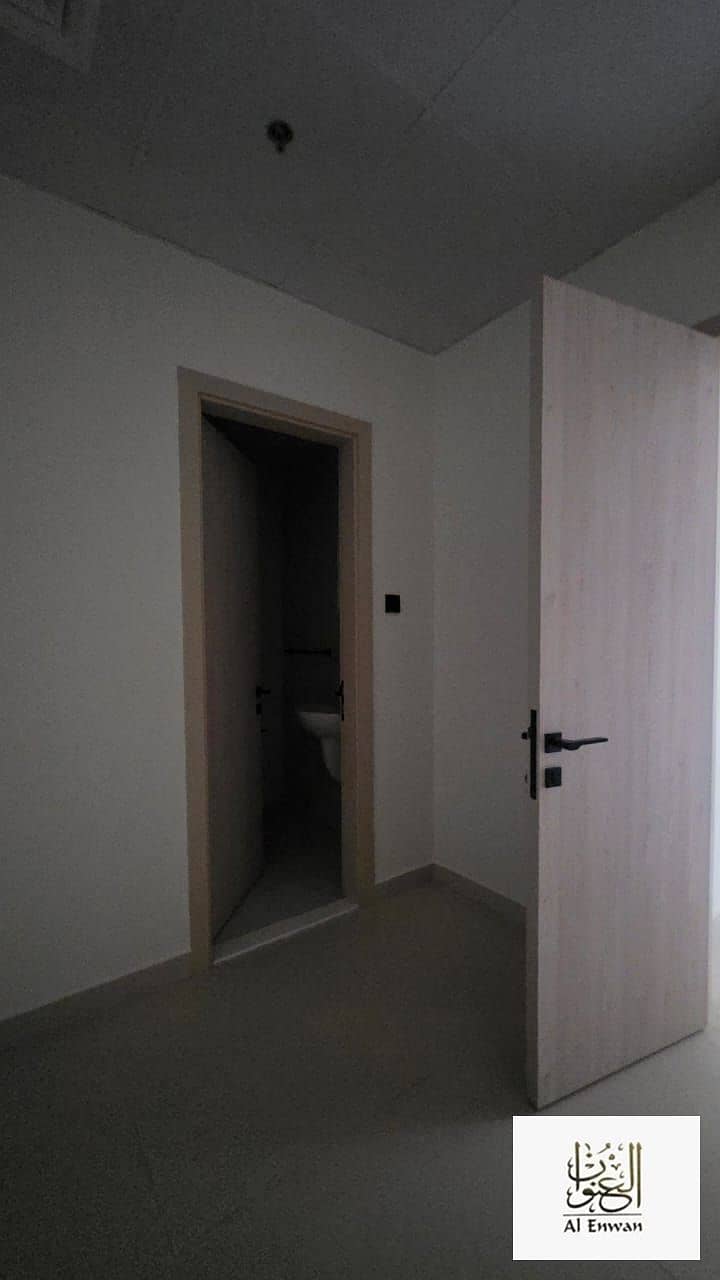 8 1000461270. jpg