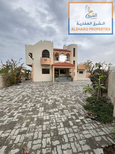 5 Bedroom Villa for Rent in Al Heerah Suburb, Sharjah - WhatsApp Image 2026-08-15 at 2.10. 24 PM. jpeg 5 Bedroom Villa for Rent in Al Heerah Suburb, Sharjah - WhatsApp Image 2026-08-15 at 2.10. 24 PM. jpeg