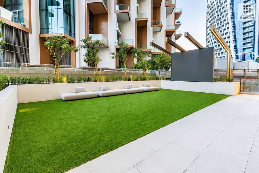 17 Regalia by Deyaar - Landscaped Lawn. jpg