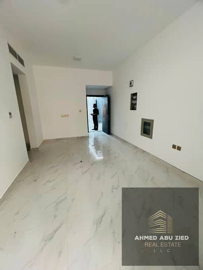 1 habitación Apartamento para en Alquiler en Al Mowaihat, Ajman - WhatsApp Image 2026-08-29 at 04.45. 47 (1). jpeg