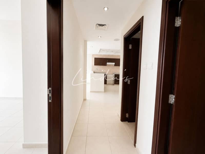3 images image img