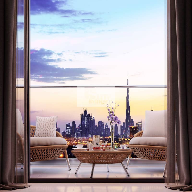 8 Balcony_251119_nogirl. jpg