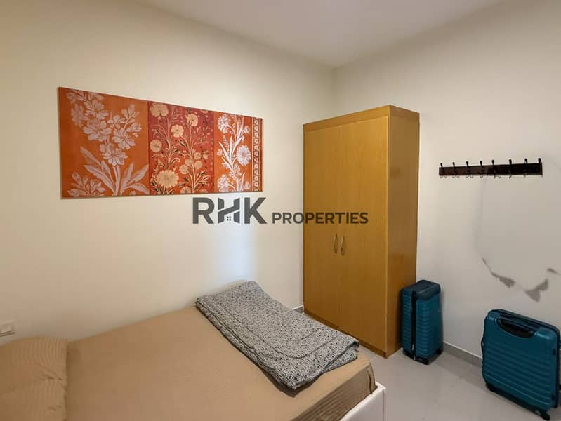 13 Furnished third bedroom in a 3-bedroom plus maid’s apartment for sale in Suburbia