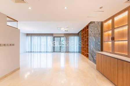 3 Bedroom Flat for Rent in Downtown Dubai, Dubai - Fully Renovated | Burj view | Large Layout
