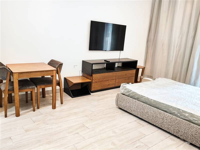 3 Image 4