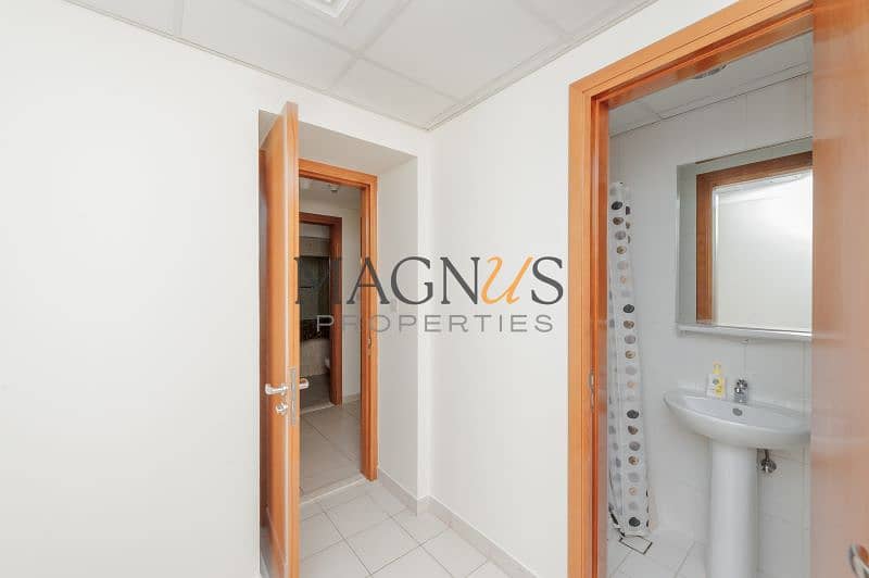 20 JLT - Cluster U - Al Seef 2 - 1703 2BR WB (7 of 24). jpg