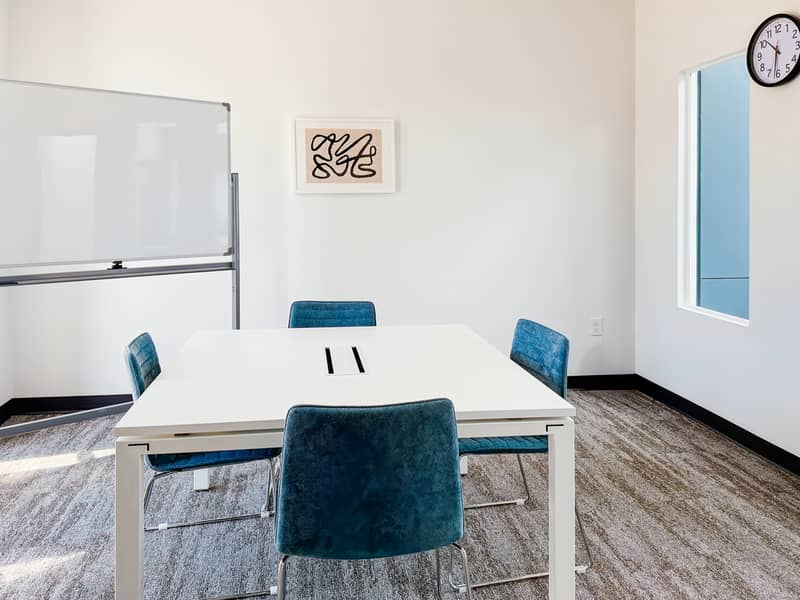 4 Regus_SC, Sumter - West Hampton Avenue_USA_Centre 8658_Meeting Room 1_LOCATIONHEROIMAGE. jpg
