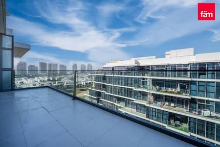 2 Bedroom Flat for Sale in DAMAC Hills, Dubai - Motivated Seller | Upgraded 2br+Maid | Golf View