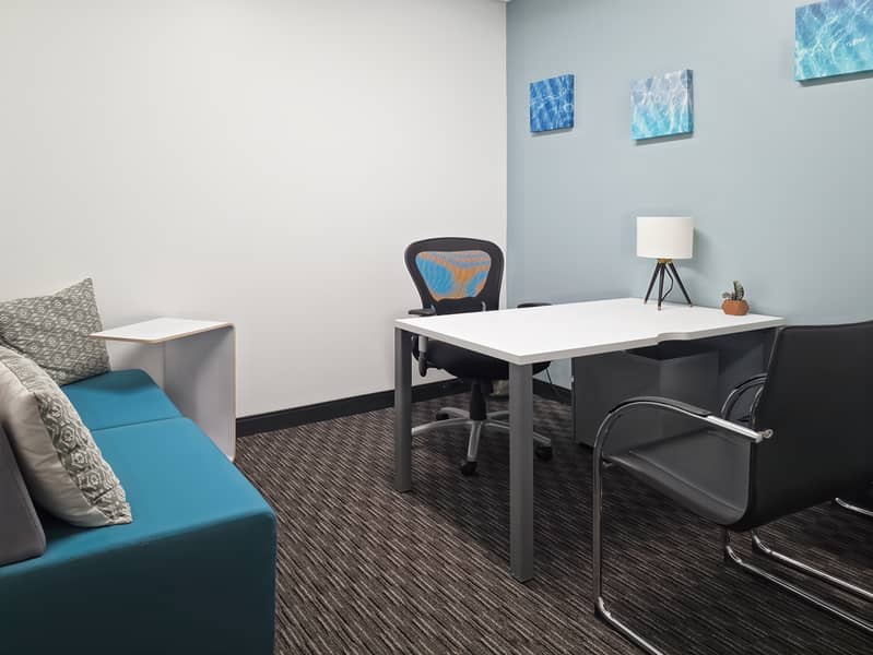 6 Regus_CA, Westlake Village - Russell Ranch Parkway_USA_Centre 2203_Office 1. jpg