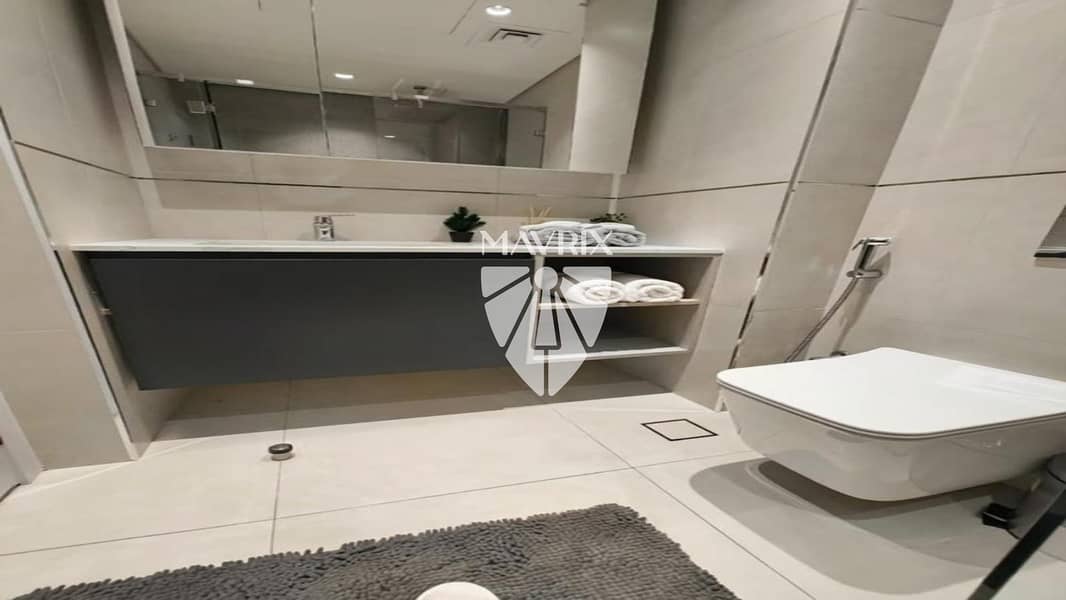 9 Image 9