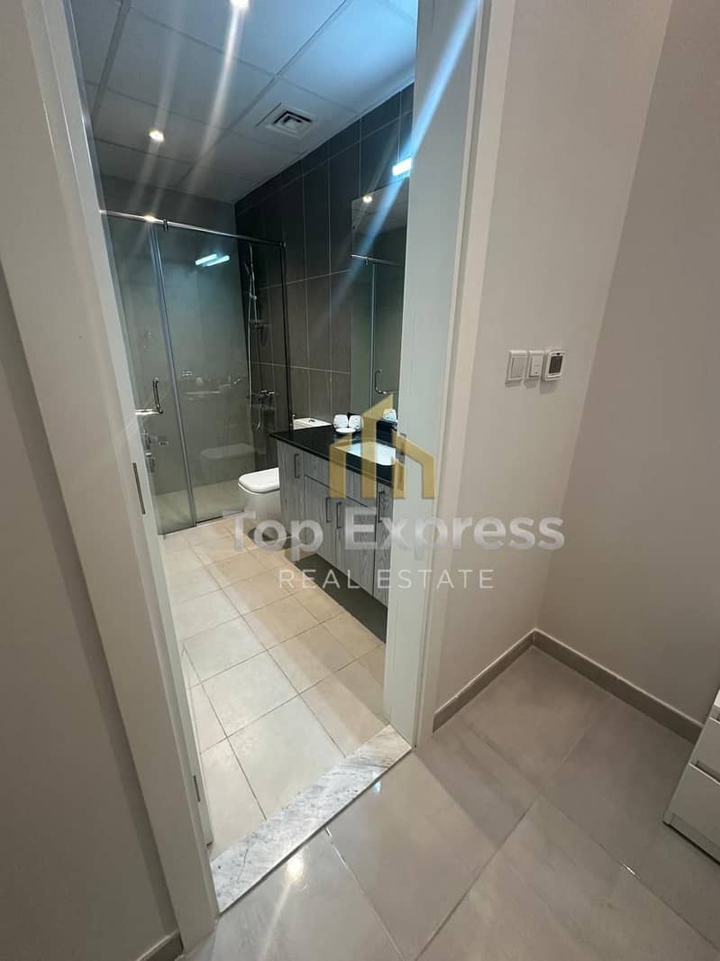 7 WhatsApp Image 2026-08-31 at 16.53. 12 (3). jpeg