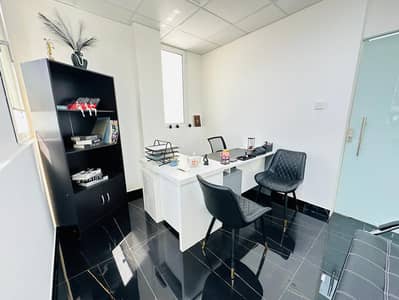 Office para en Alquiler en Deira, Dubai - 346aa66c-41c0-406c-975e-a648b07f7fe4. jpg Office para en Alquiler en Deira, Dubai - 346aa66c-41c0-406c-975e-a648b07f7fe4. jpg