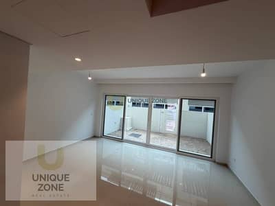 4 habitaciones Townhouse para en Alquiler en DAMAC Hills 2 (Akoya by DAMAC), Dubai - Casa adosada en DAMAC Hills 2 (Akoya by DAMAC)，Camelia, 4 dormitorios, 110000 AED - 16349429