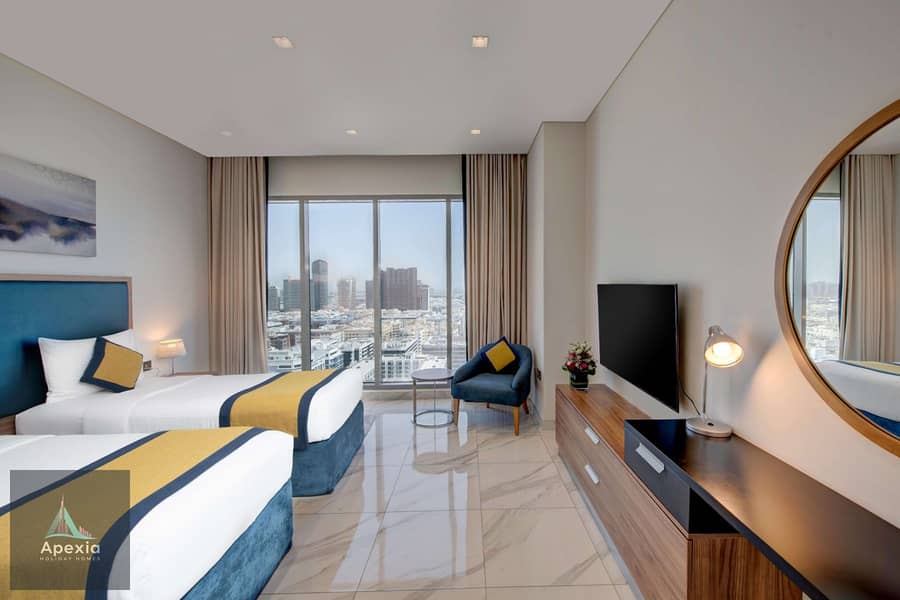 12 2. jpg