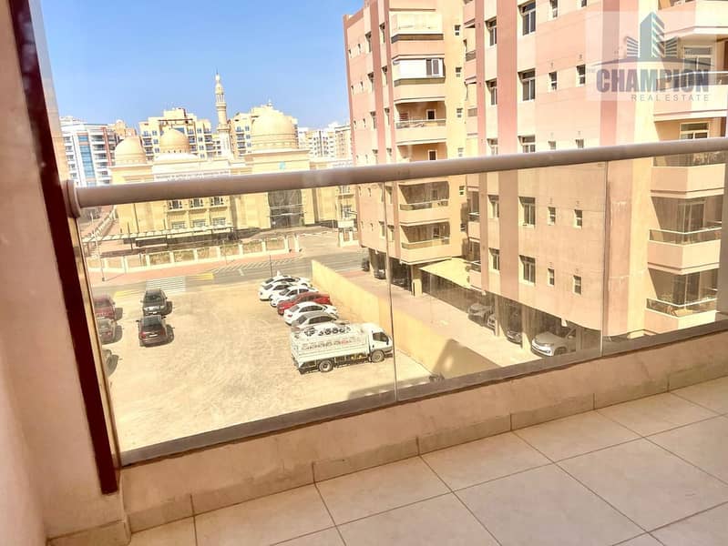 9 de3453c0-cdb8-43c2-ad60-944bf68baeb7. jpg