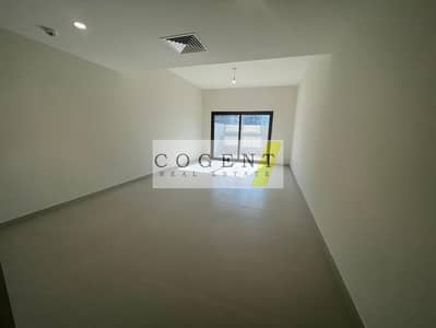 2 Bedroom Townhouse for Rent in Dubai South, Dubai - WhatsApp Image 2023-12-12 at 11.47. 27 AM. jpeg 2 Bedroom Townhouse for Rent in Dubai South, Dubai - WhatsApp Image 2023-12-12 at 11.47. 27 AM. jpeg
