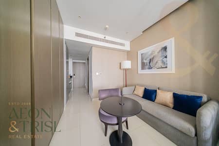 Studio for Rent in Business Bay, Dubai - High Floor | Panoramic Canal View | Vacant Studio for Rent in Business Bay, Dubai - High Floor | Panoramic Canal View | Vacant