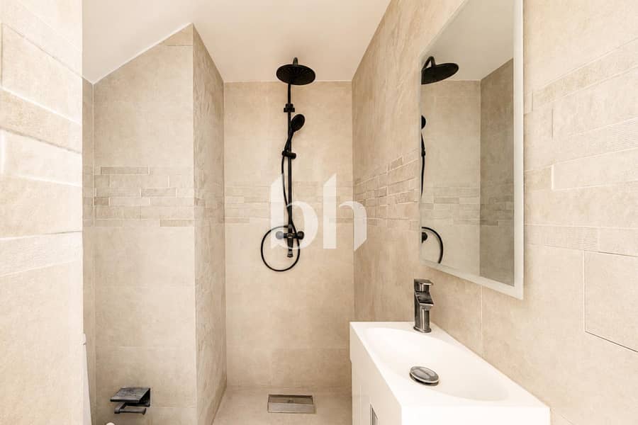 5 images image img
