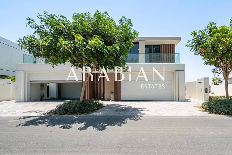 Large Plot l Furnished l Burj Skyline Large Plot l Furnished l Burj Skyline