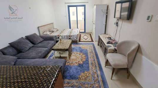 Студия в аренду в Аль Нуаимия, Аджман - استديو مفروش للايجار السنوي مع باركن موع الفرش ببلكونه اطلاله مفتوحه فرش نظيف وموقع مميز بجوار مدرسة الحكمه وقريب من شارع الاتحاد لمخرج دبي  (12). jpeg