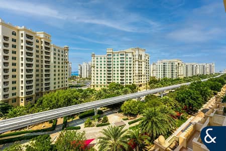 2 Bedroom Apartment for Sale in Palm Jumeirah, Dubai - Notice Served | C Type | | High Floor