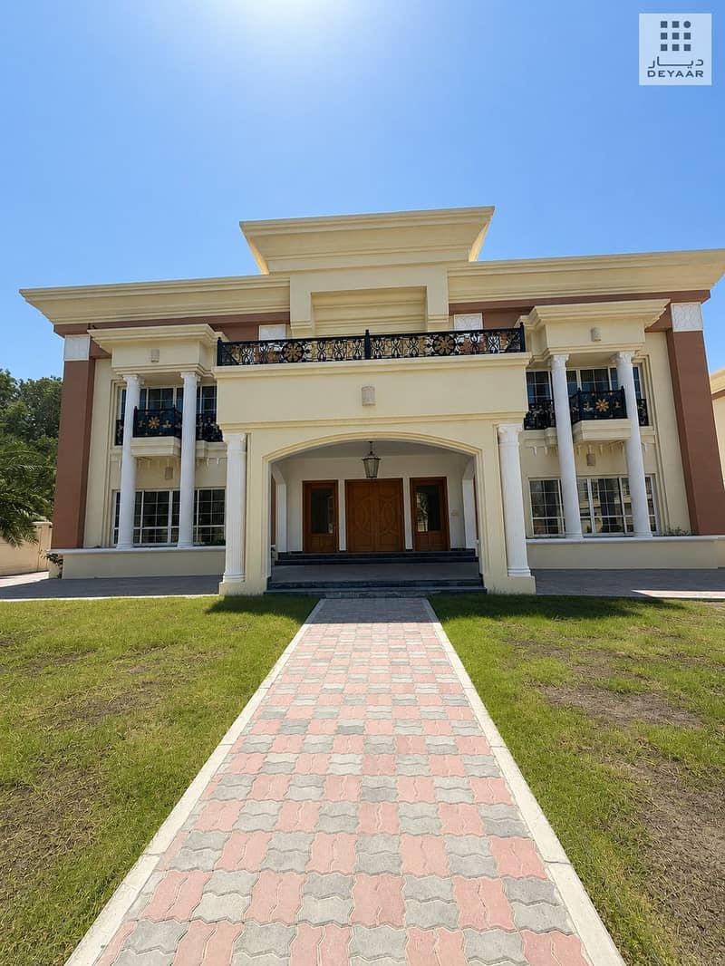 01 Villa Front. jpg 01 Villa Front. jpg