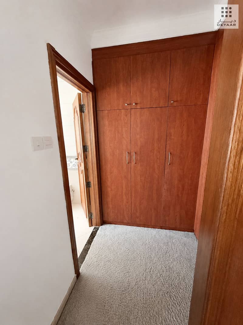 13 13 Built-in Wardrobes. jpg