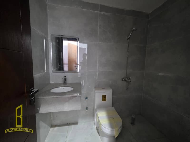13 5a19beac-ef9c-438d-98c2-8de459e1961b. jpg