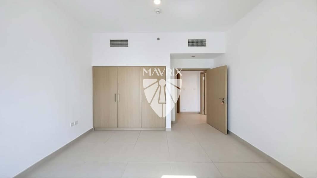 9 Image 9