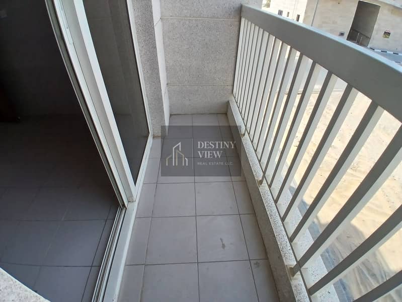 8 96450. jpg