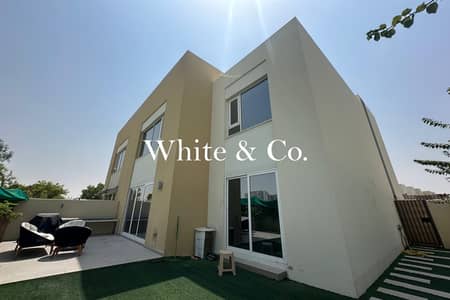 3 Bedroom Flat for Sale in Dubai South, Dubai - Single Row | Upgraded | Vacant on Transfer